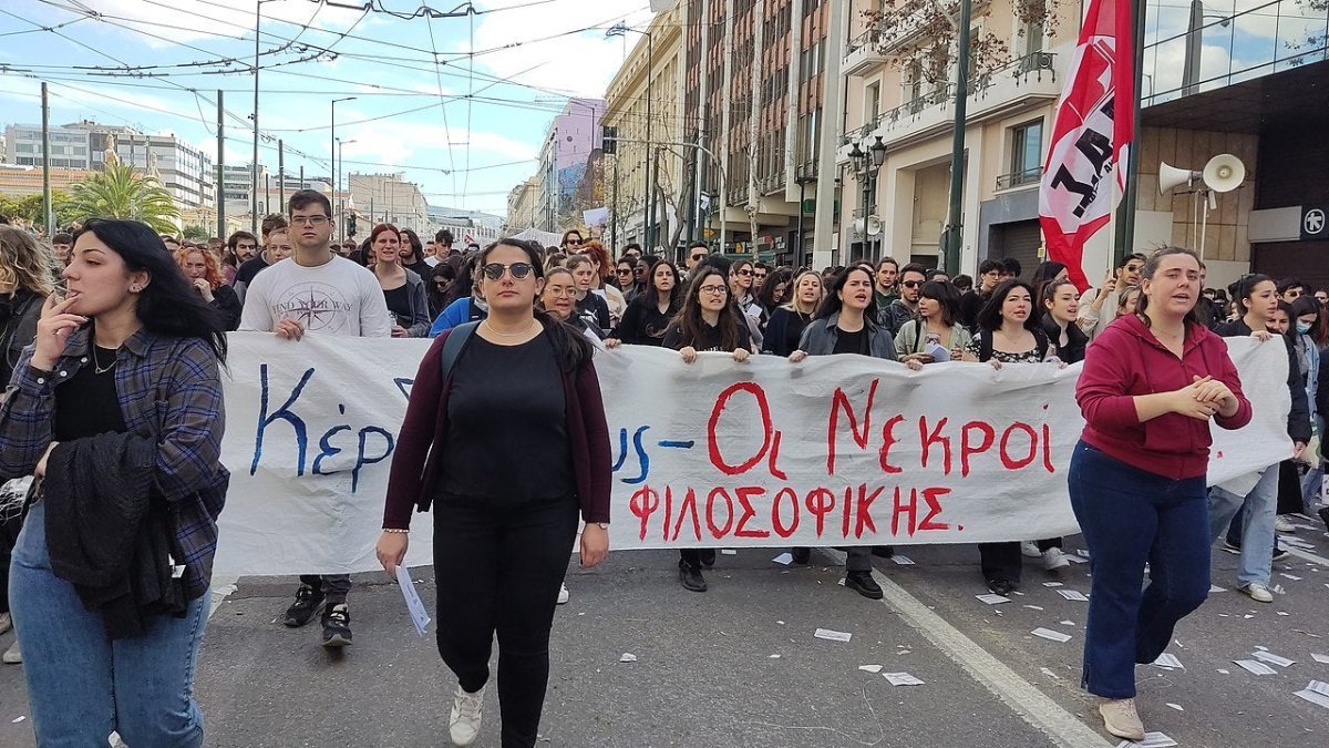 Tempi: il più grande disastro ferroviario greco - Grecia Vera