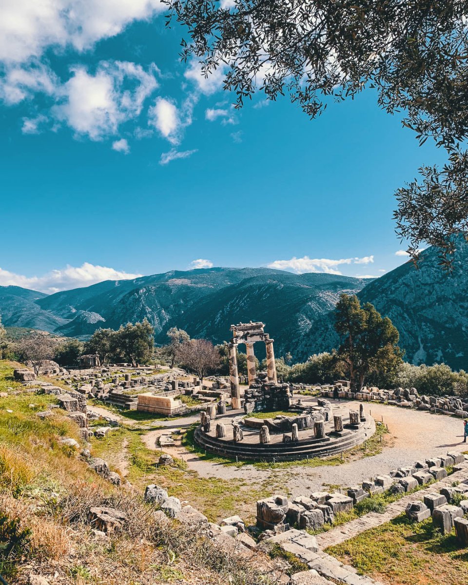 Escursione giornaliera a Delfi e Osios Lukas - Grecia Vera